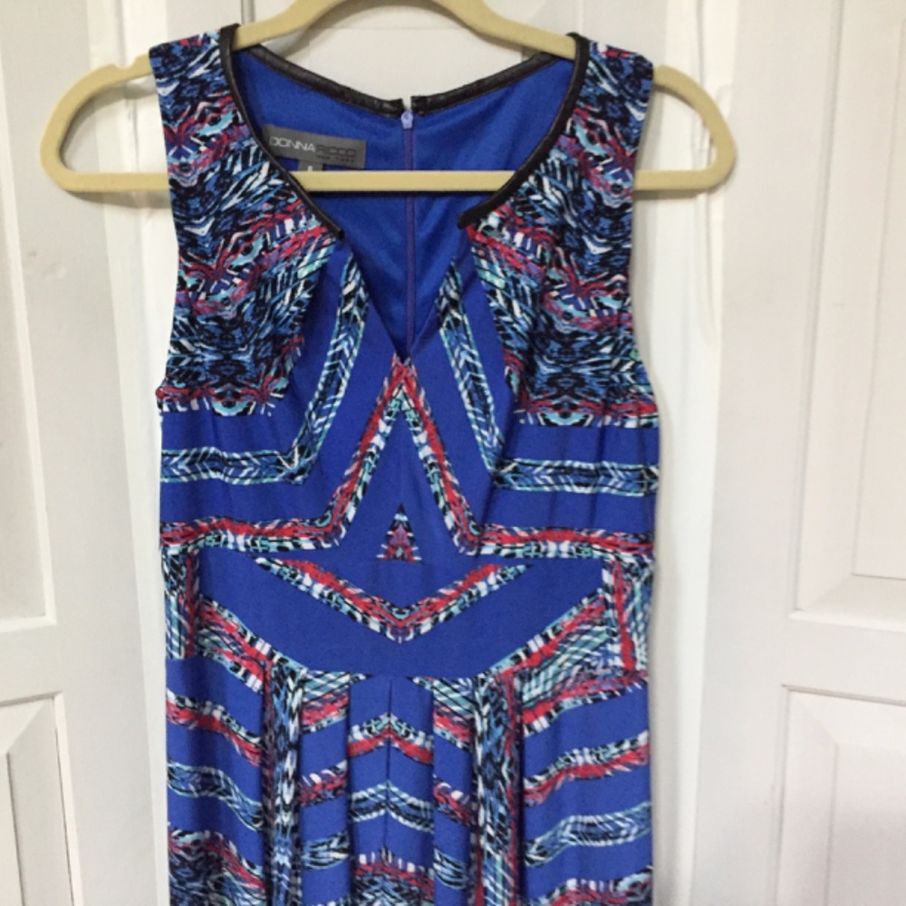 Donna Ricco Sleeveless Blue and Red Tribal Patterned Dress - Picture 5 of 15